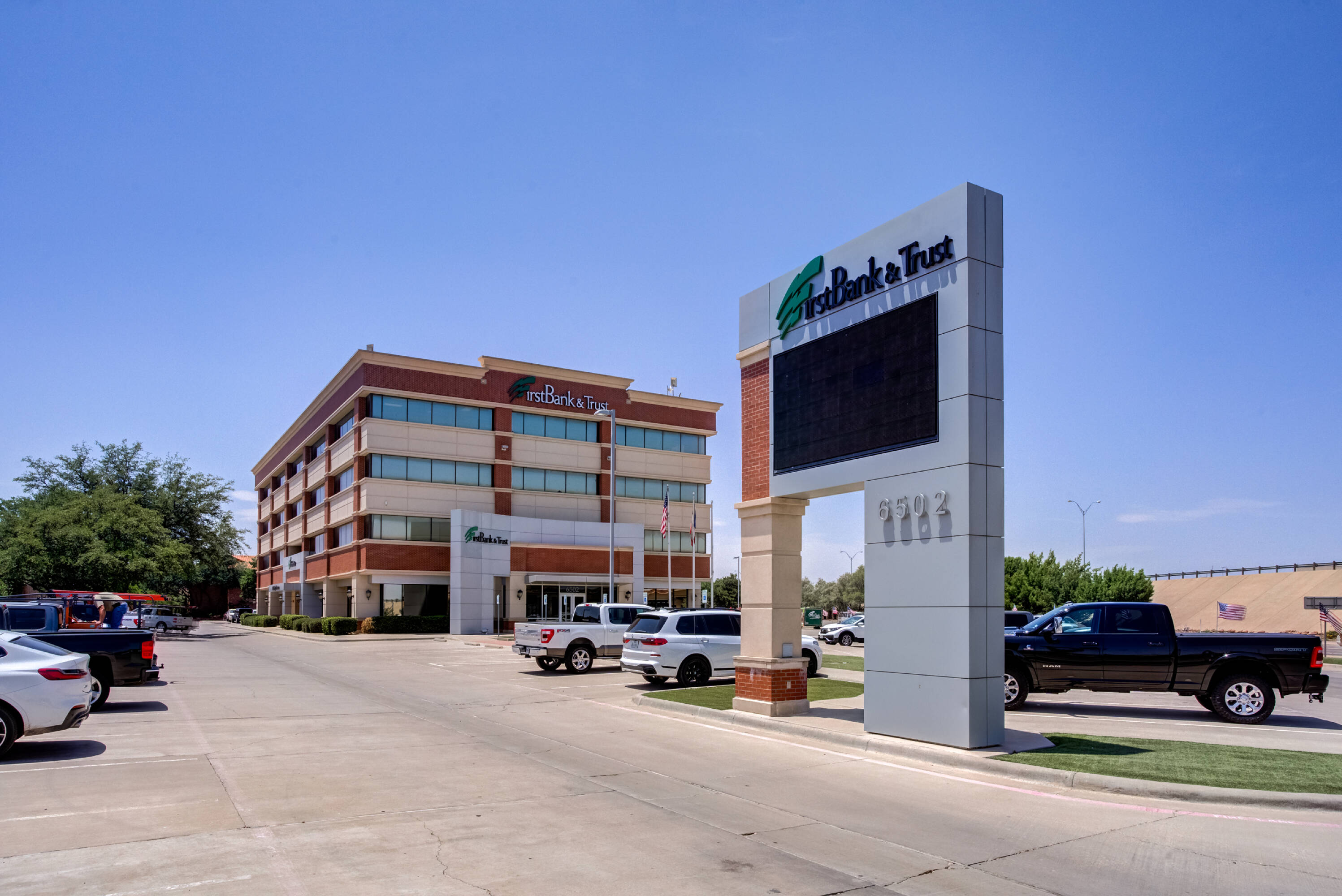 6502 Slide Rd, Lubbock, TX 79424