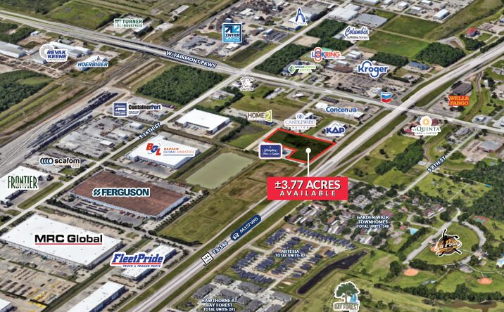 Pictures of Land property located at SWQ of Hwy 146 S & W Fairmont Pkwy, La Porte, TX 77571 for lease - image #1