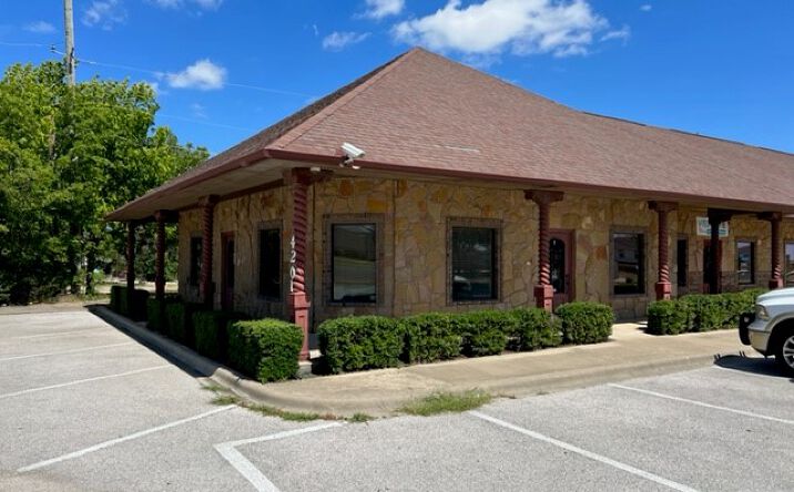 Pictures of Office property located at 4201 W Stan Schlueter Loop, Killeen, TX 76549 for lease - image #1