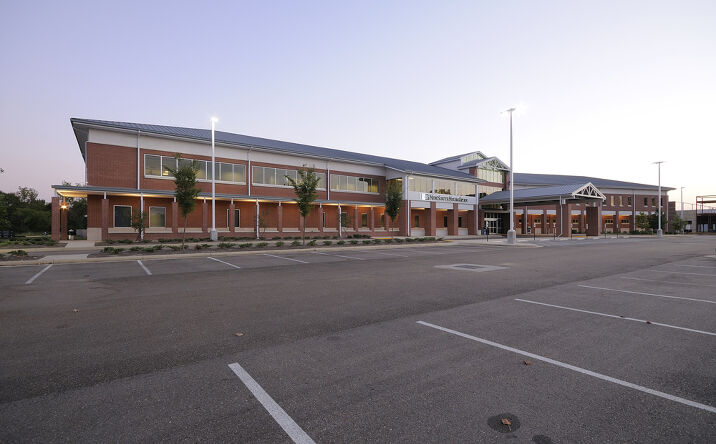 Pictures of Office property located at 2470 Flowood Dr, Flowood, MS 39232 for lease - image #1