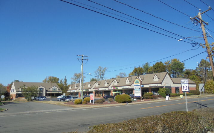 Pictures of Office property located at 17 Farmington Ave, Plainville, CT 06062 for lease - image #1
