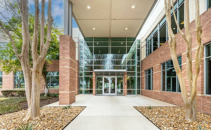 Pictures of Office property located at 9601 Amberglen Blvd, Austin, TX 78729 for lease - image #1
