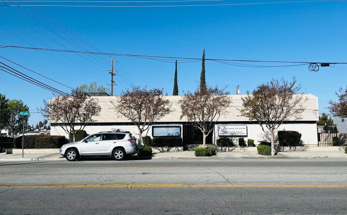 Pictures of Office property located at 2501 H St, Bakersfield, CA 93301 for lease - image #1