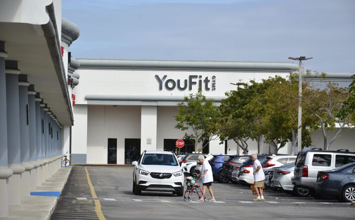 Pictures of Retail property located at 3905 Jog Rd, Greenacres, FL 33467 for lease - image #1