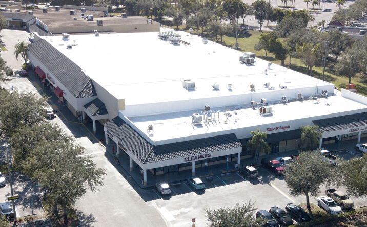 Pictures of Retail property located at 4847 - 4895 Golden Gate Parkway, Naples, FL 34116 for lease - image #1