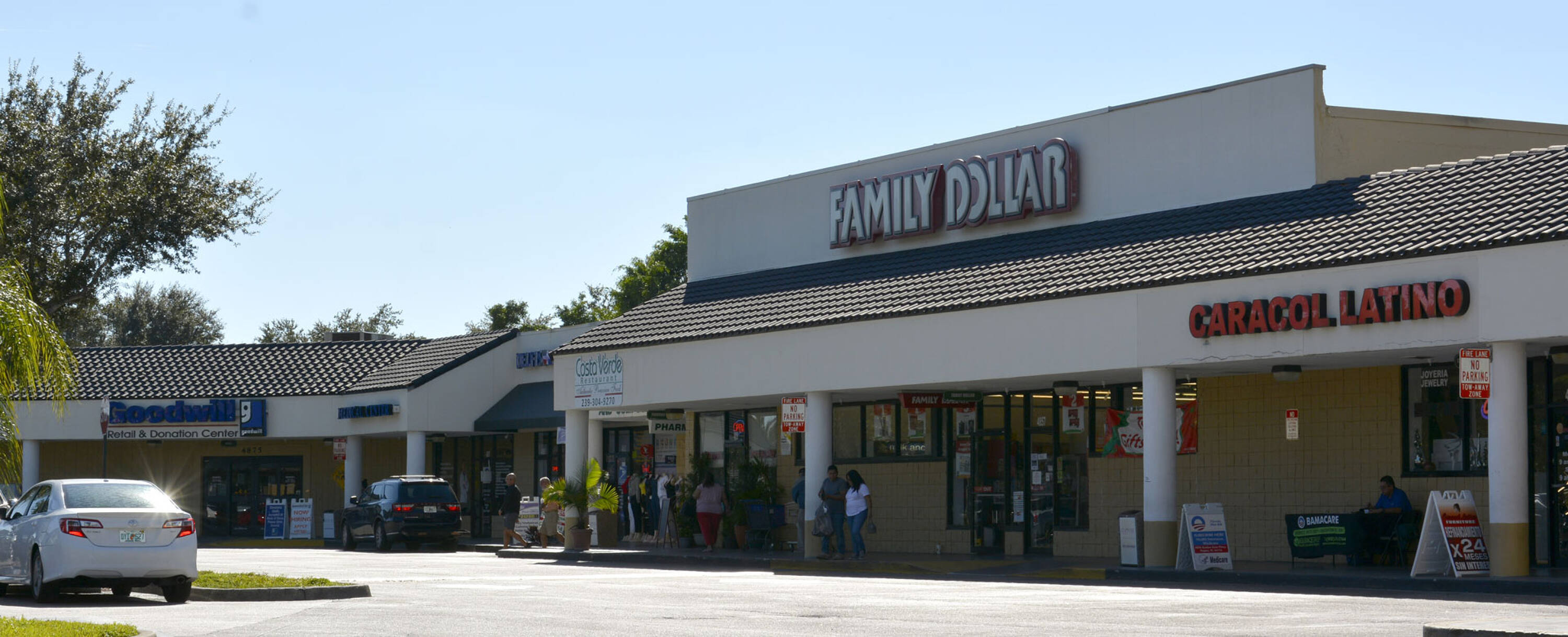 walgreens naples fl golden gate