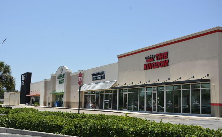 Pictures of Retail property located at 501 N Beneva Rd, Sarasota, FL 34237 for lease - image #1