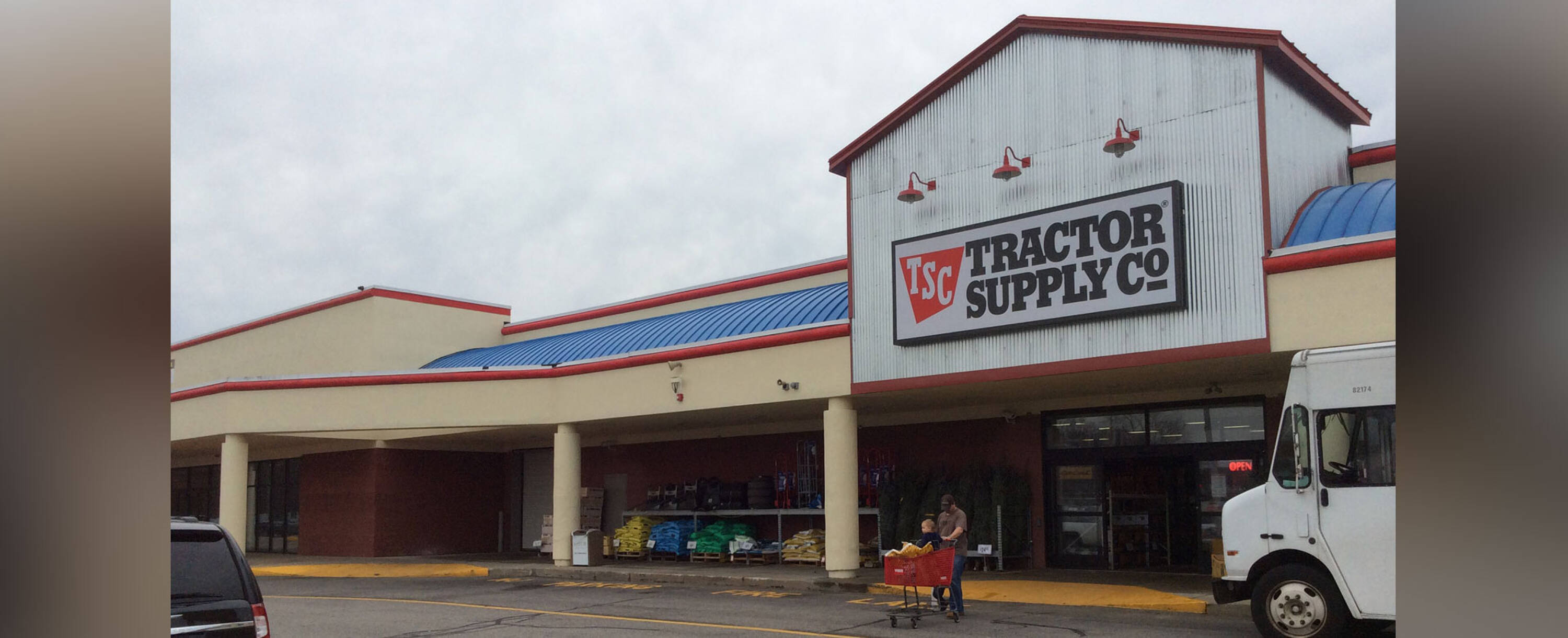 207 Swansea Mall Drive, Swansea, MA 02777