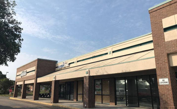 Pictures of Retail property located at 1311 - 1527 N Kings Highway, Myrtle Beach, SC 29577 for lease - image #1