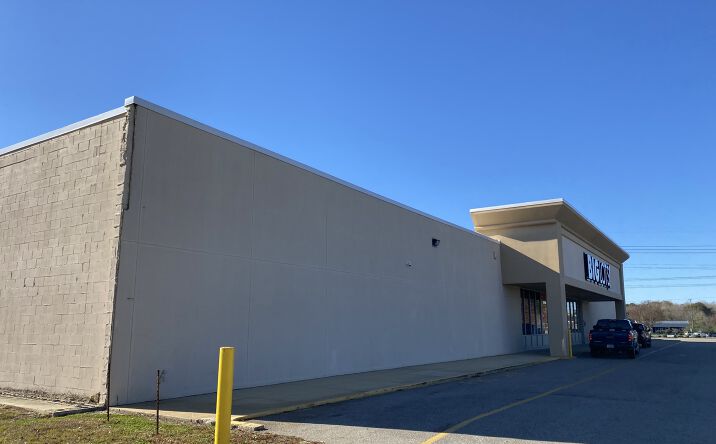 Pictures of Retail property located at 1625 -1641 Church Street, Conway, SC 29526 for lease - image #1