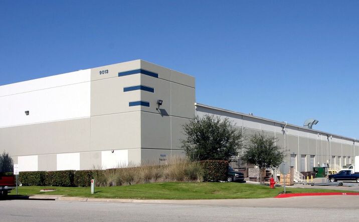 Pictures of Industrial property located at 9013 & 9011 Tuscany Way, Austin, TX 78754 for lease - image #1