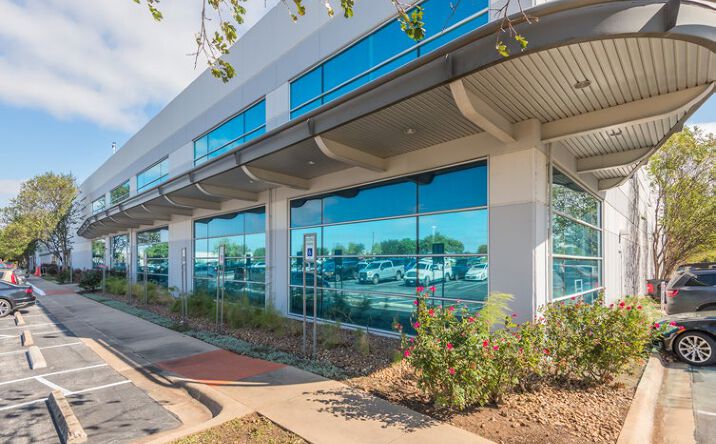Pictures of Industrial property located at 116 E Old Settlers Blvd, Round Rock, TX 78664 for lease - image #1
