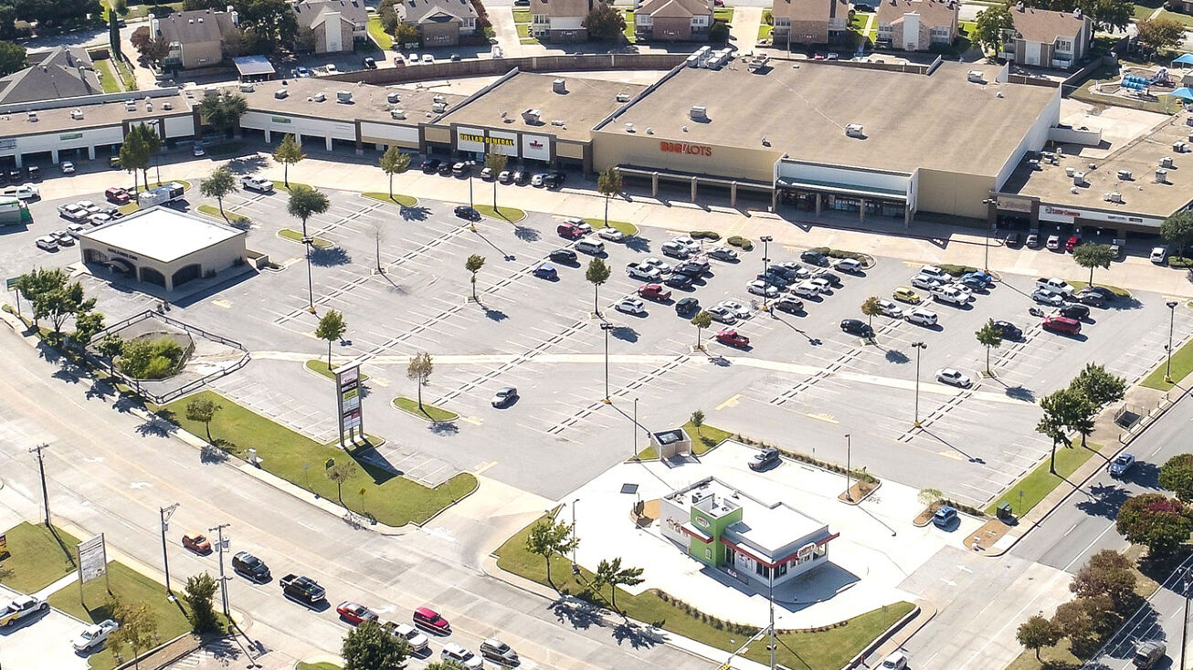 2801 2853 Central Drive, Bedford, TX 76021 Retail Space for Lease