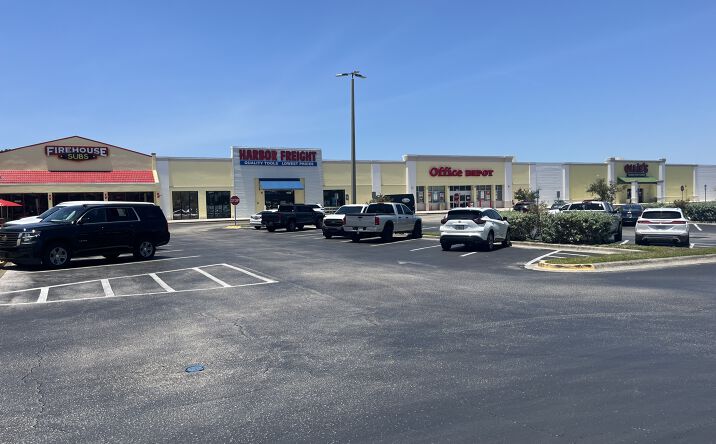 Pictures of Retail property located at 1522 U.S. 41 Bypass S, Venice, FL 34293 for lease - image #1