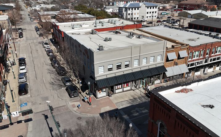Pictures of Office property located at 201 1/2 E Virginia St, McKinney, TX 75069 for lease - image #1