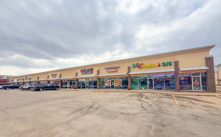 Pictures of Retail property located at 5501 Main St, Oklahoma City, OK 73115 for lease - image #1