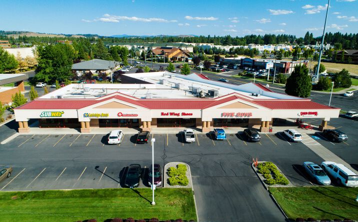Pictures of Retail property located at 9502 N Newport Hwy, Spokane, WA 99218 for lease - image #1