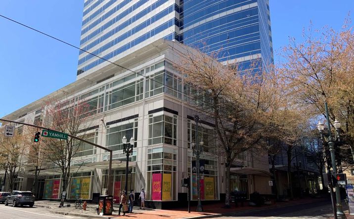 Pictures of Retail property located at 750 SW 9th Ave, Portland, OR 97214 for lease - image #1