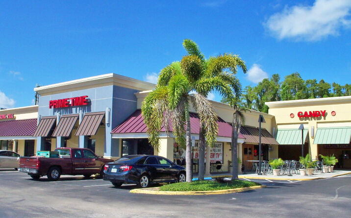 Pictures of Retail property located at 14402 – 14454 N Dale Mabry Hwy, Tampa, FL 33618 for lease - image #1