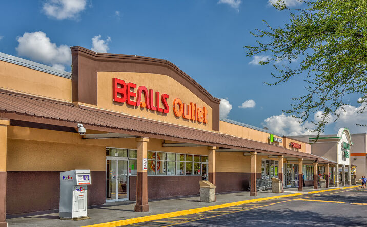 Pictures of Retail property located at 8851 – 9035 N Florida Ave, Tampa, FL 33604 for lease - image #1