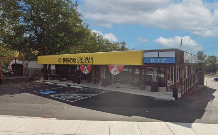 Pictures of Retail property located at 11642 SW Pacific Hwy, Tigard, OR 97223 for lease - image #1