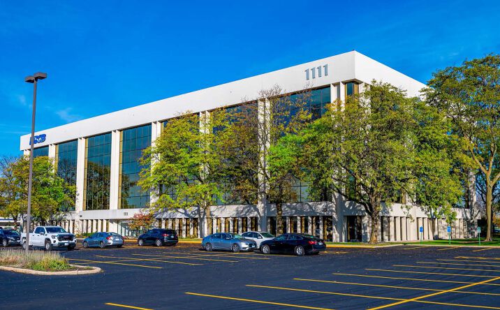 Pictures of Office property located at 1111 E Touhy Ave, Des Plaines, IL 60018 for lease - image #1
