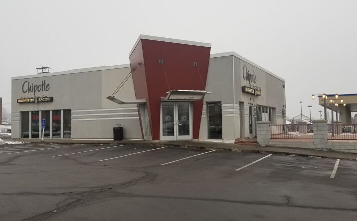 Pictures of Retail property located at 1899 S Robert St, West St Paul, MN 55118 for lease - image #1