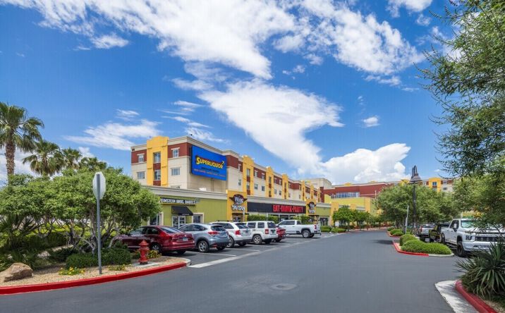 Pictures of Restaurant property located at 360 E Tropicana Ave, Las Vegas, NV 89169 for lease - image #1