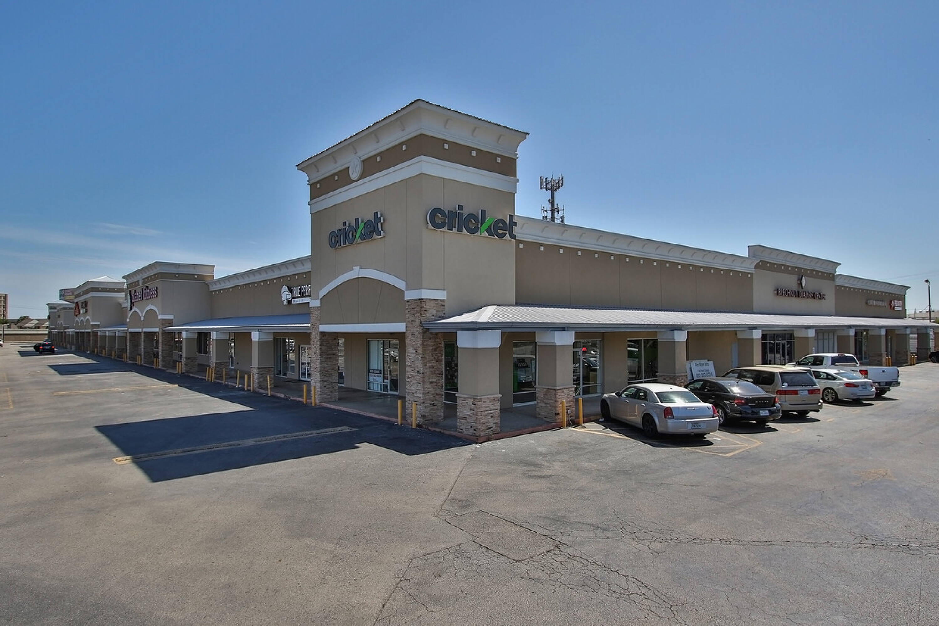 Southwest Plaza