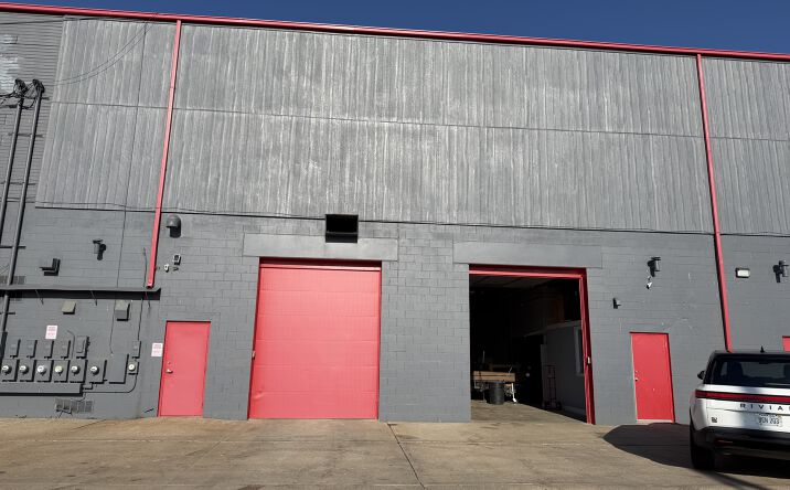 Pictures of Industrial property located at 3307 S 67Th Street, Omaha, NE 68106 for lease - image #1