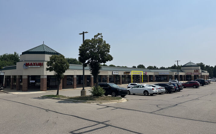 Pictures of Retail, Office property located at 224-278 E. Auburn Road, Rochester Hills, MI 48307 for lease - image #1