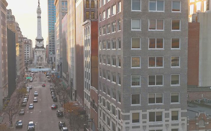Pictures of Office property located at 156 E. Market, Indianapolis, IN 46204 for lease - image #1