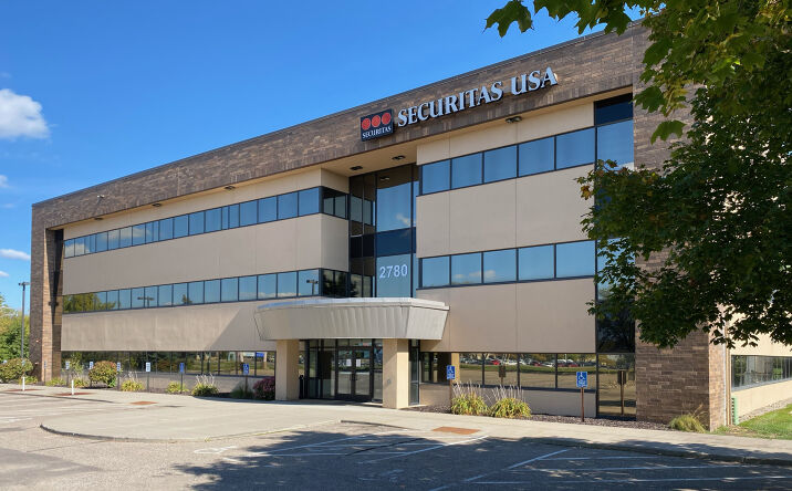 Pictures of Office property located at 2780 E Snelling Ser Dr, Roseville, MN 55113 for lease - image #1