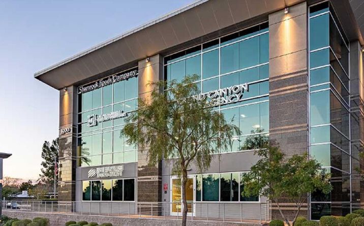 Pictures of Office property located at 3900 E Camelback Rd, Phoenix, AZ 85018 for lease - image #1