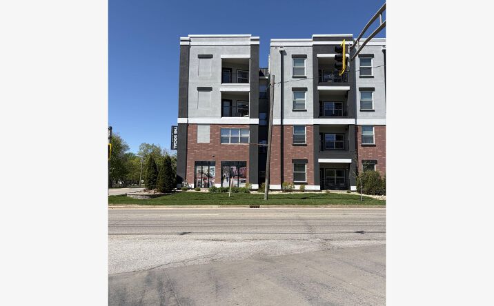 Pictures of Retail, Office, Special Purpose property located at 850 W Hovey Ave, Normal, IL 61761 for lease - image #1