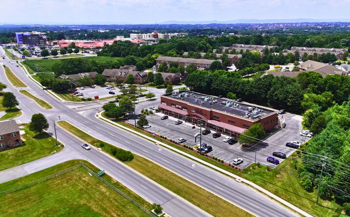 Pictures of Retail, Office, Restaurant property located at 11205 John F Kennedy Dr, Hagerstown, MD 21742 for lease - image #1