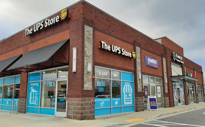 Pictures of Retail, Restaurant property located at 18348 Spark Dr, Hagerstown, MD 21740 for lease - image #1