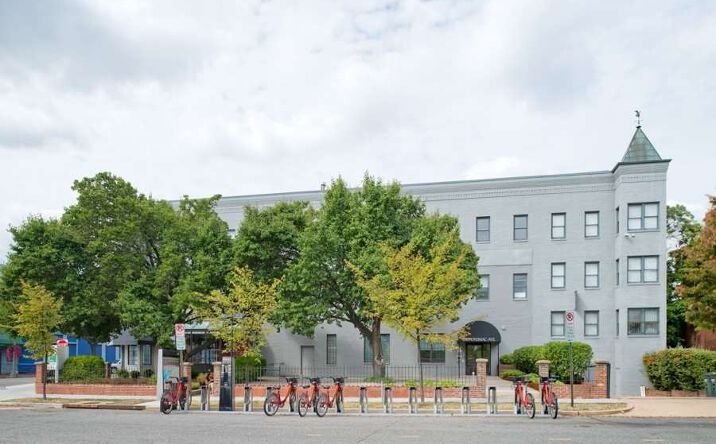 Pictures of Office property located at 810 Potomac Ave SE, Washington, DC 20003 for lease - image #1