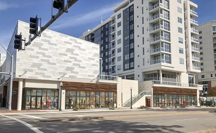Pictures of Retail property located at 222 Central Park Ave, Virginia Beach, VA 23462 for lease - image #1