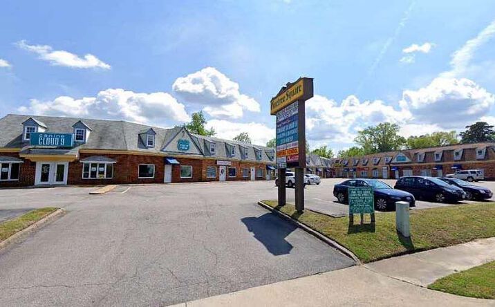 Pictures of Retail property located at 2953-2955 Virginia Beach Boulevard, Virginia Beach, VA 23452 for lease - image #1