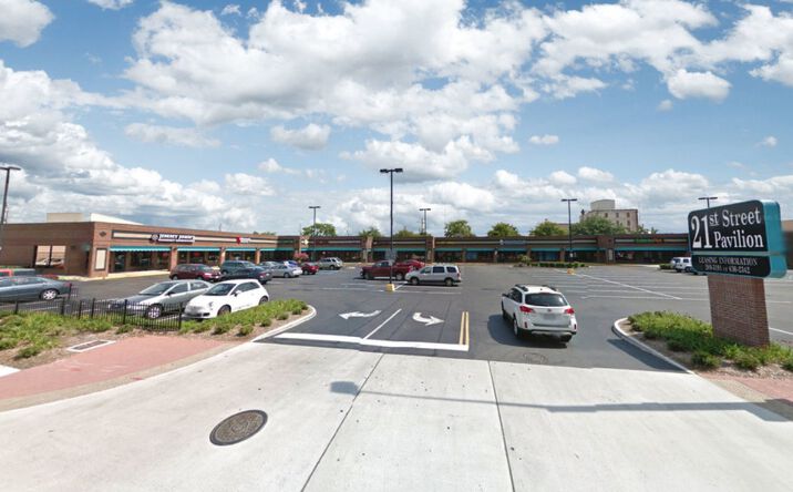 Pictures of Retail property located at 222 21st Street, Norfolk, VA 23517 for lease - image #1