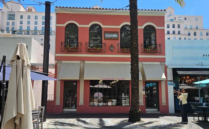 Pictures of Retail, Office property located at 154 Giralda Ave, Coral Gables, FL 33134 for lease - image #1
