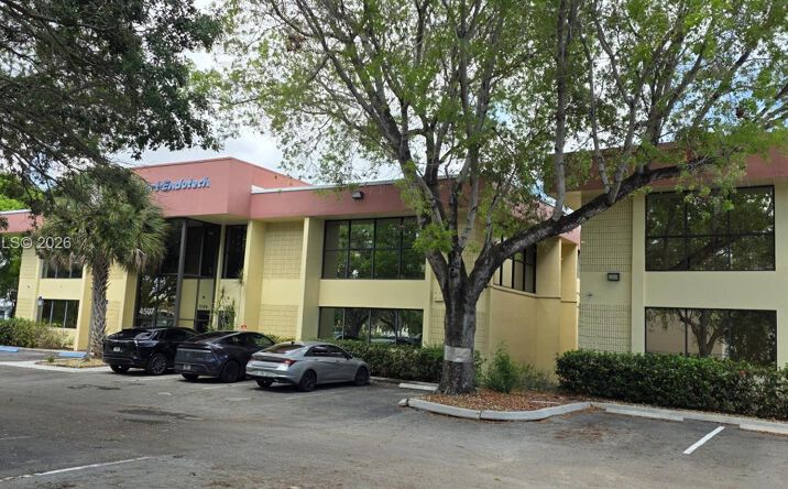Pictures of Office property located at 4503 NW 103rd Ave # 101, Sunrise, FL 33351 for lease - image #1