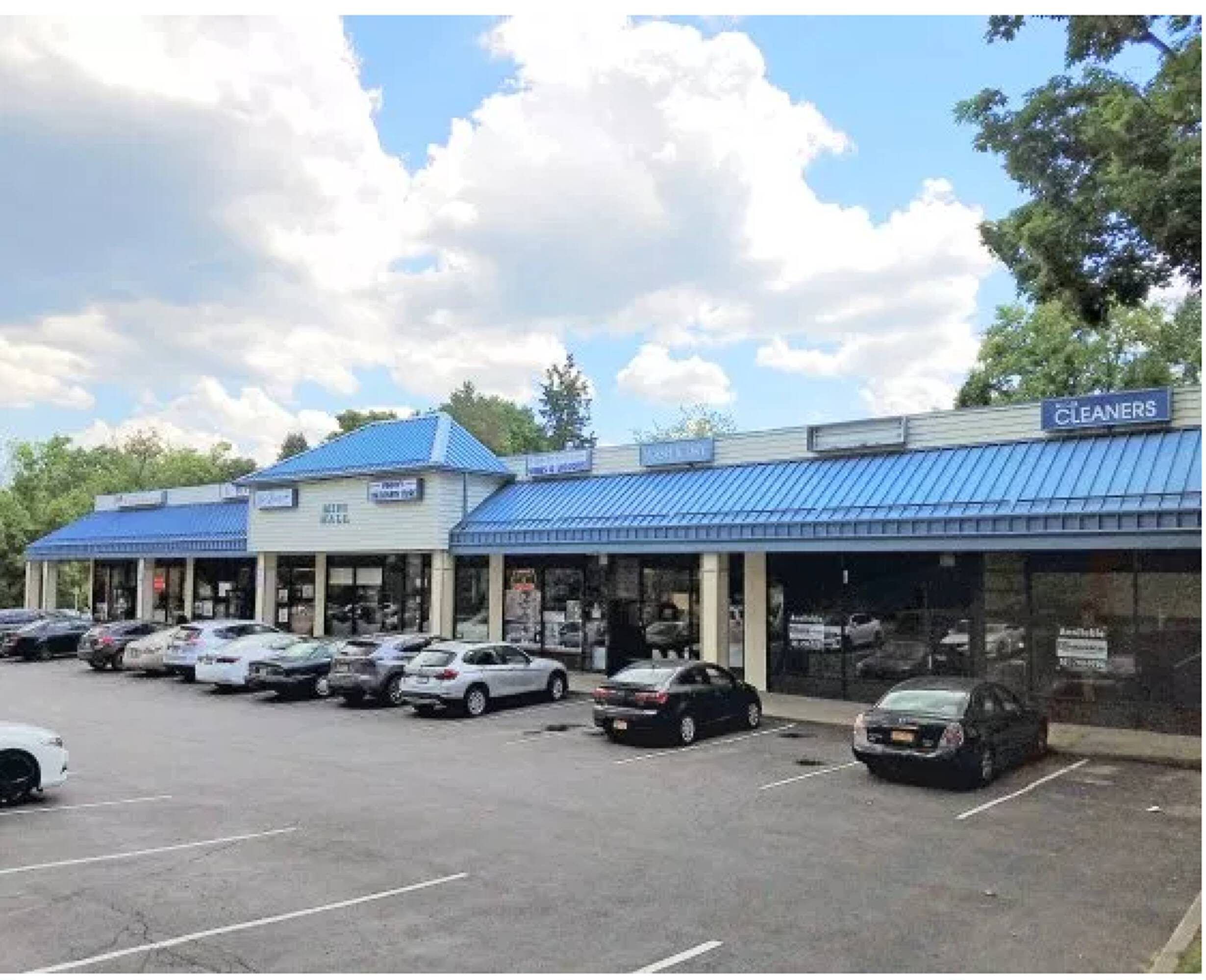 8896 Virginia Rd, White Plains, NY 10603