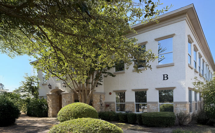 Pictures of Office property located at 4201 W Parmer Ln, Austin, TX 78727 for lease - image #1