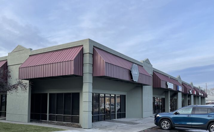 Pictures of Retail property located at 101 N Union St, Kennewick, WA 99336 for lease - image #1