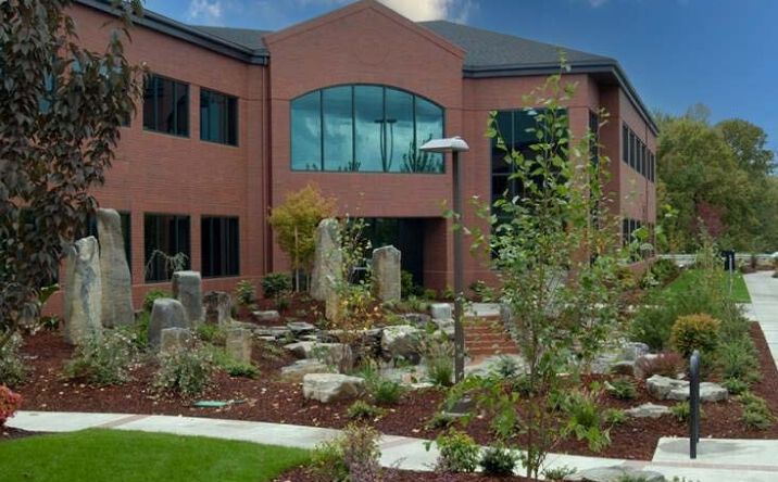Pictures of Office property located at 650 Hawthorne Ave SE, Salem, OR 97301 for lease - image #1