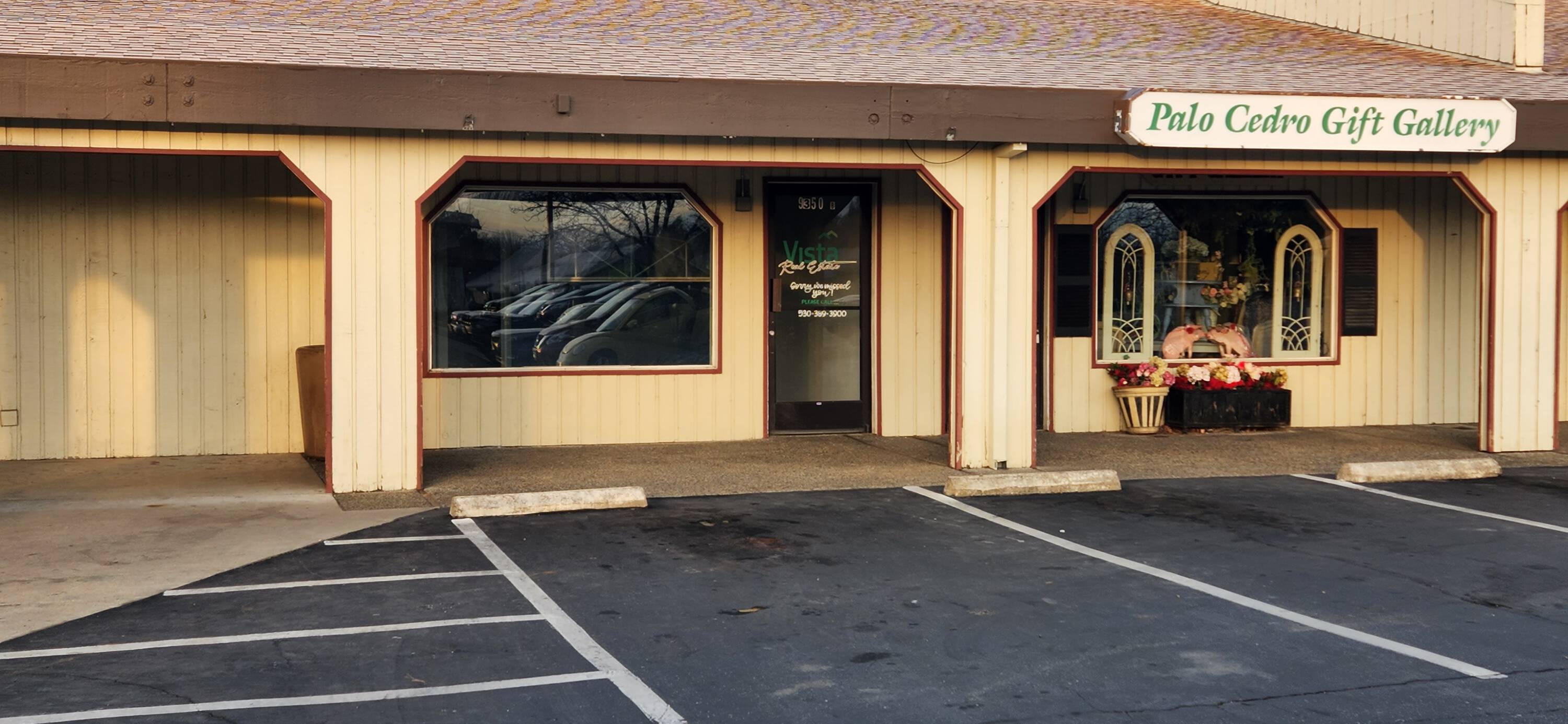 9326 Deschutes Rd, Palo Cedro, CA 96073