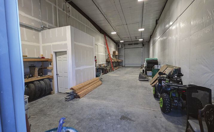 Pictures of Industrial property located at 2404 Robinson Ave NE, Bondurant, IA 50035 for lease - image #1