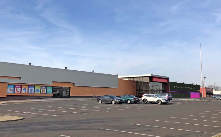 Pictures of Retail property located at 2500 Grant Ave, Philadelphia, PA 19114 for lease - image #1